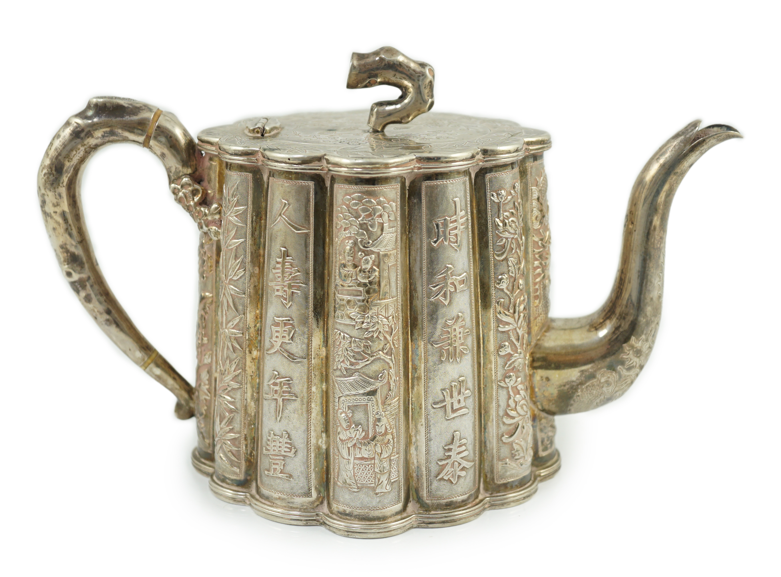 A late 19th/early 20th century Chinese Export silver teapot, by Luen Wo, Shanghai